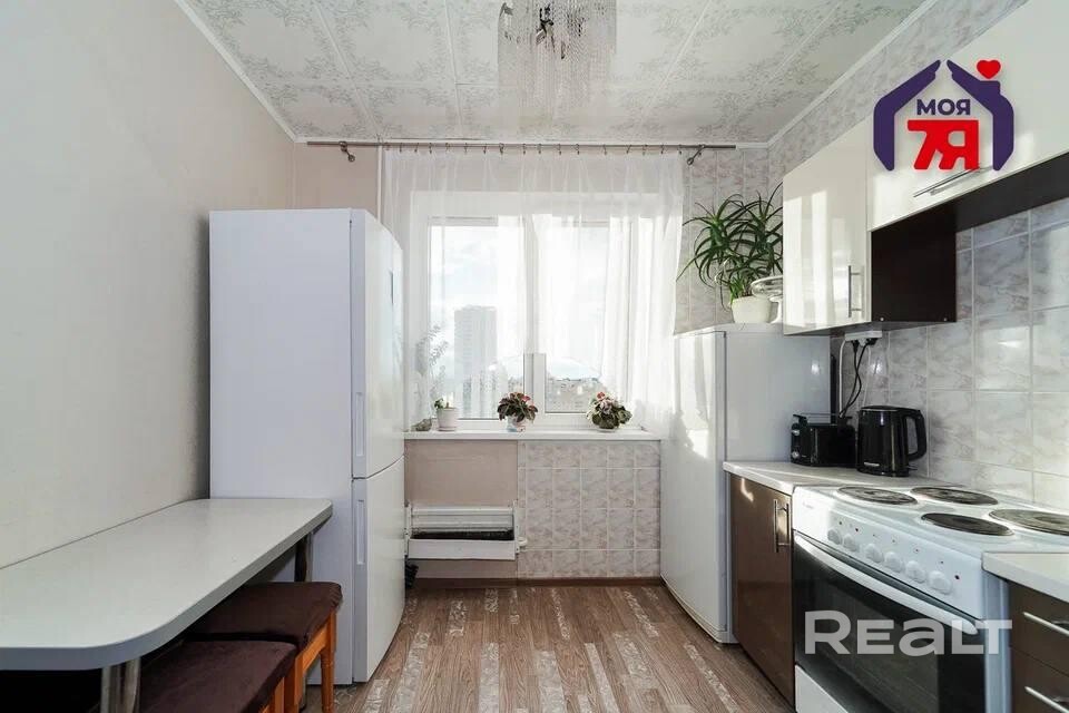 В продаже просторная 3-комнатная квартира по улице Нестерова, дом 92. - Aanzicht 3