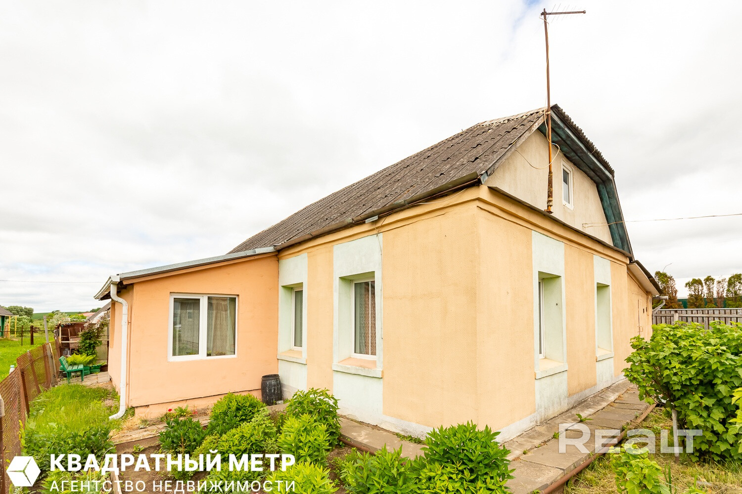 Продаётся двухквартирный дом в аг. Сеница на 12 сотках, 0,4 км.от МКАД. - Widok 4