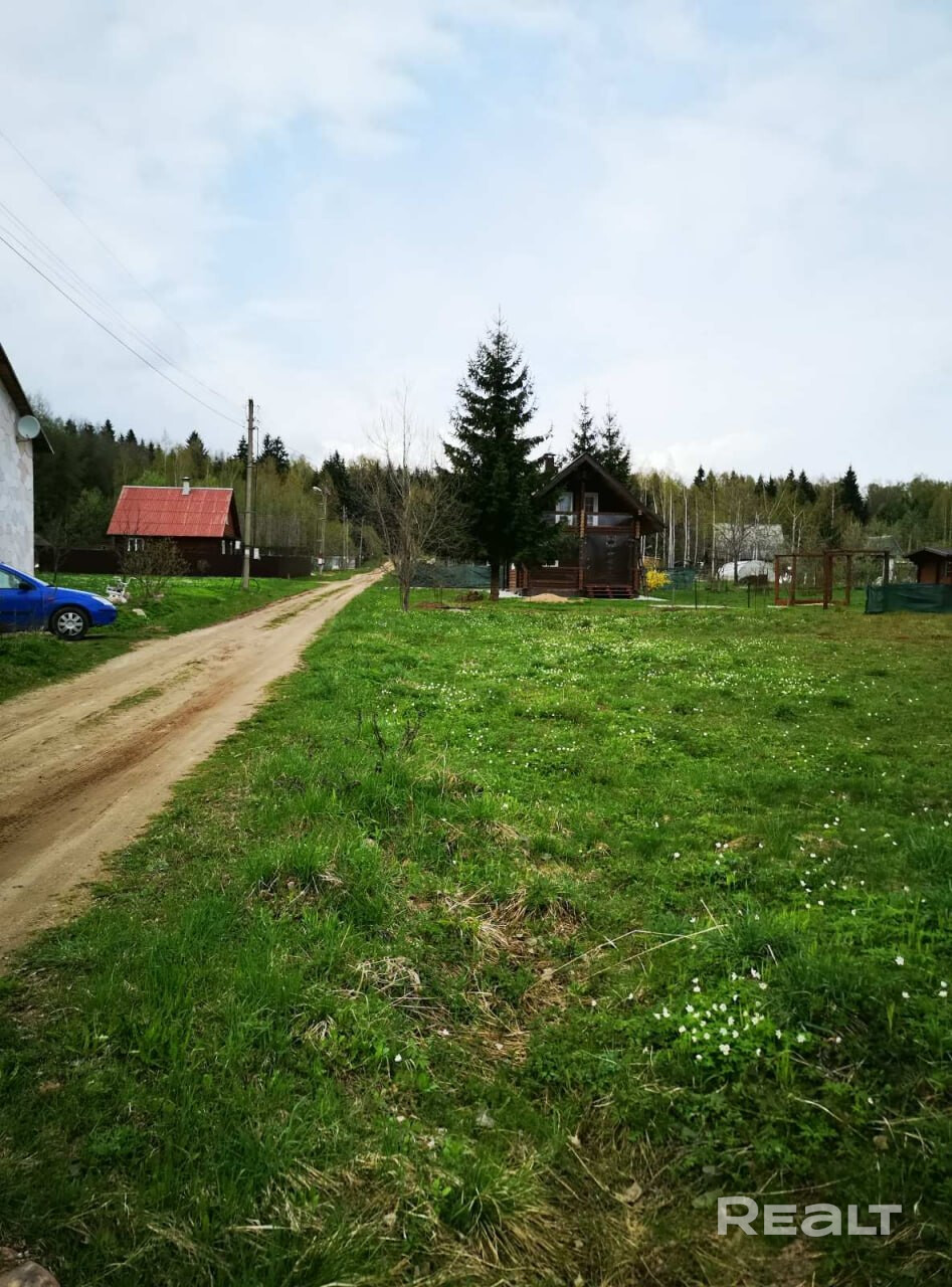 Участок находиться в 29 км - от МКАД. В направлении Молодечно. - Vairāk