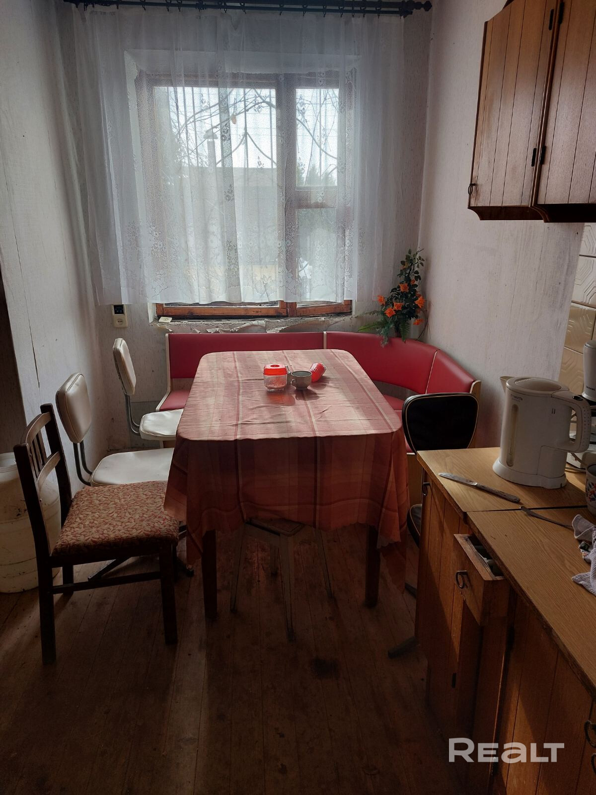 Продается добротный дом в СТ «Спектр-2001». Дом расположен в красивом месте, рядом с товариществом лес и водоем. - Vista 6