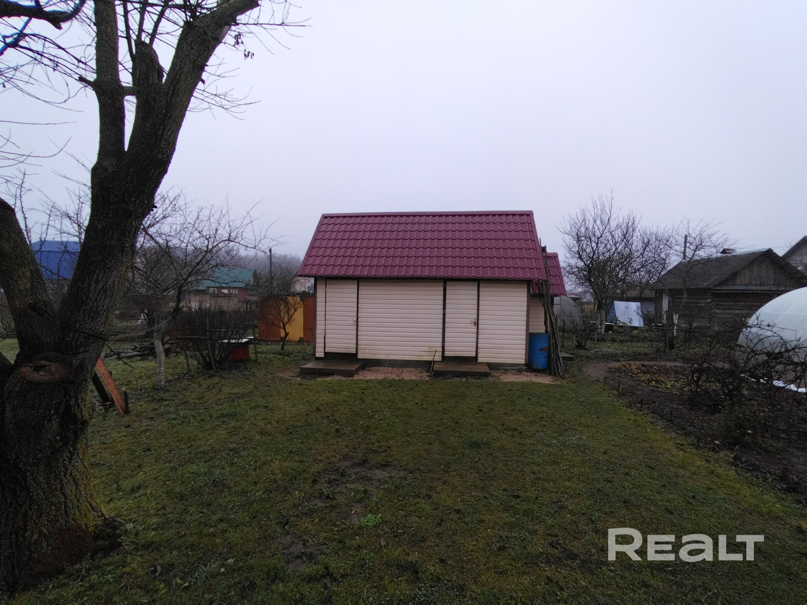 Дом, в садовом товариществе не далеко от железной станции, с возможностью постоянного проживания. - Widok 5