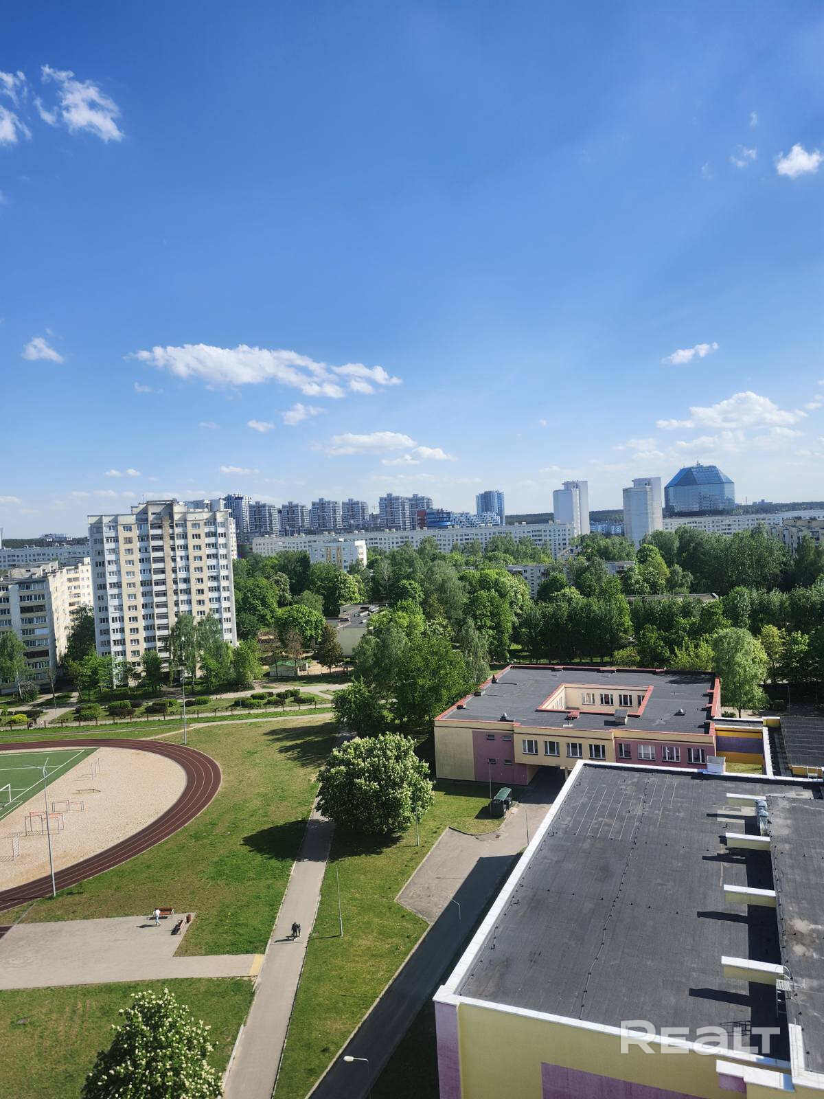 Сдаётся двухкомнатная квартира . Станция метро Восток. Рядом национальная Библиотека. По всем вопросам звоните -+ 375 29 123 88 13 (Галина) – pohled 6