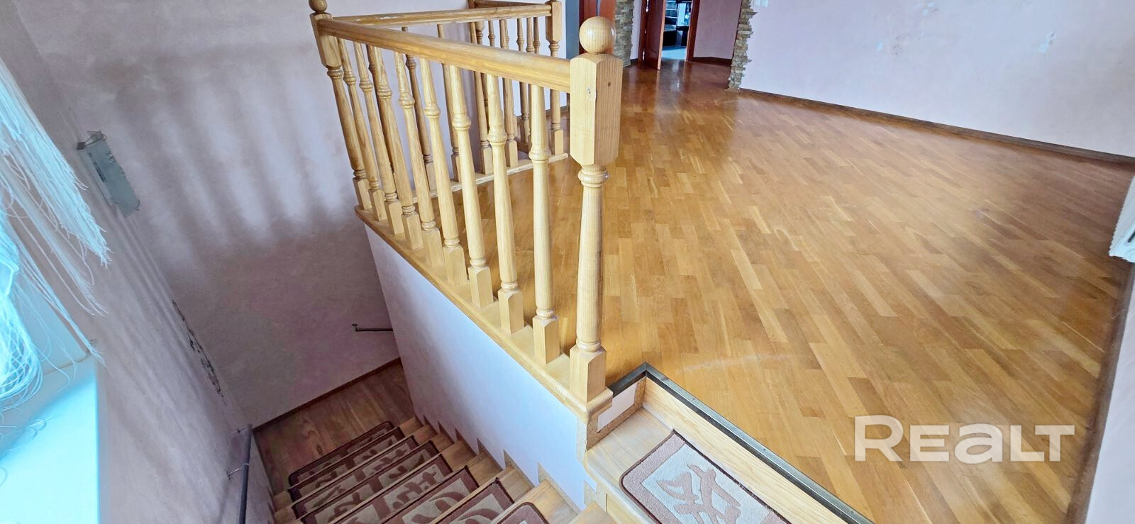 Комфортный особняк для счастливой семьи, с центральными коммуникациями - Widok 6