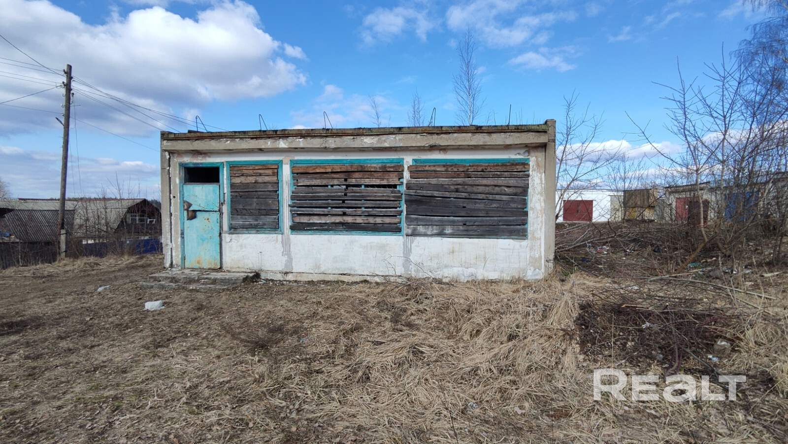 Продается здание участок находится в д. Углы, ул. Строителей, 7 Все коммуникации отключены. - Ansicht 3