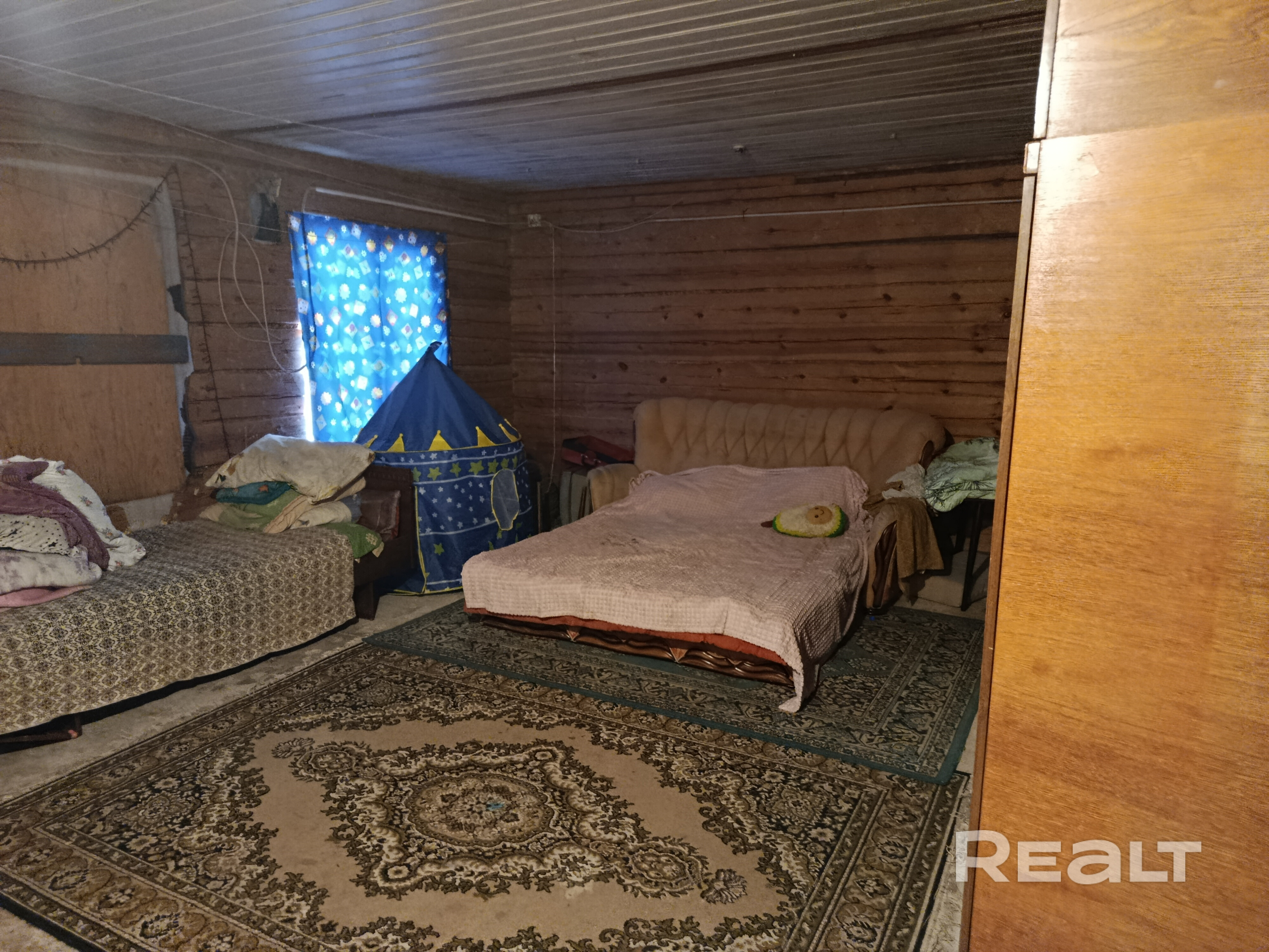 Продается дом в аг Сивица Минской области Воложинского района. ~50 км от МКАД, 45 минут на автомобиле по Гродненской трассе, Раковское направление. Общая площадь дома- 96,0 м2. В доме новая электропроводка, интернет, газовое отопление, холодная и горячая вода, санузел и ванная комната. Участок площадью 25 соток. - Ansicht 5