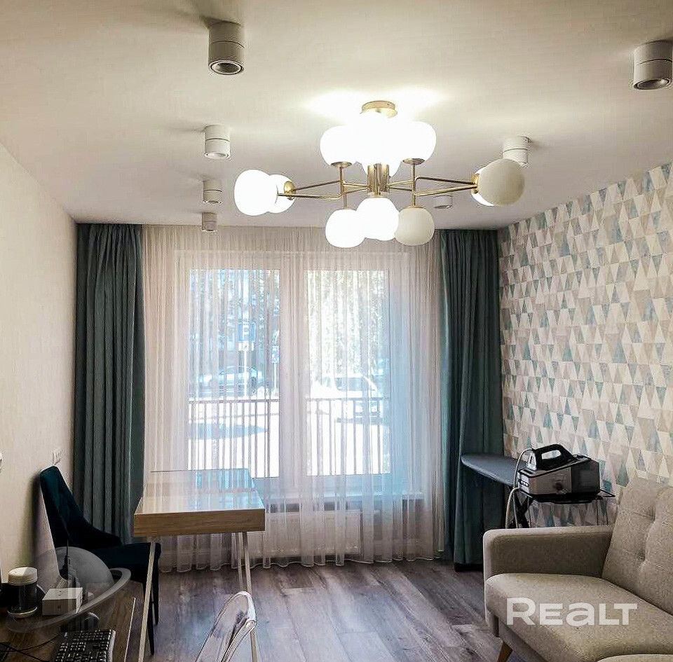 4-комнатная квартира, Космонавтов 22 - Więcej