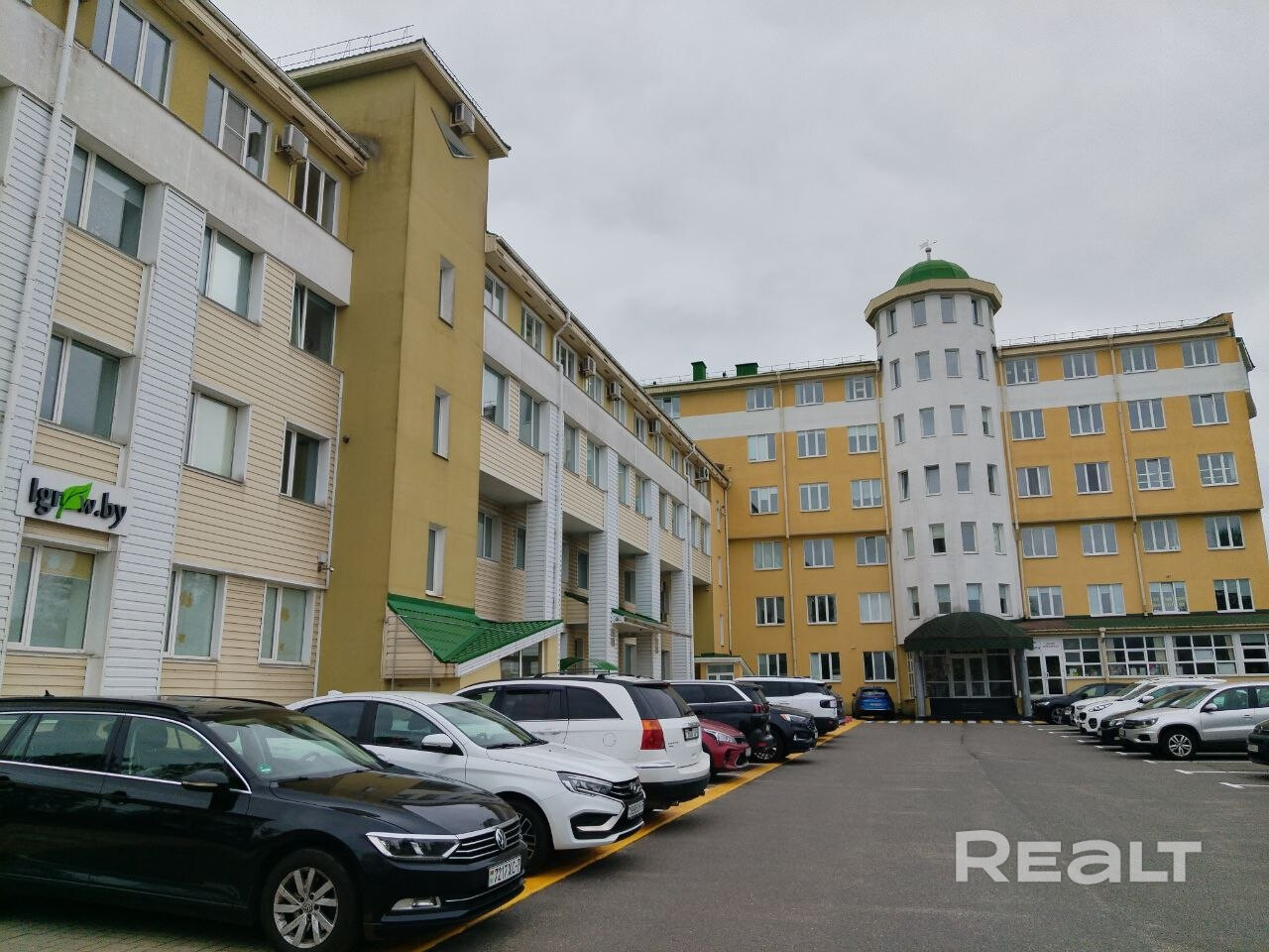 Продаётся офисное помещение 17,3 м² с ремонтом по адресу аг. Колодищи, ул. Минская - Więcej