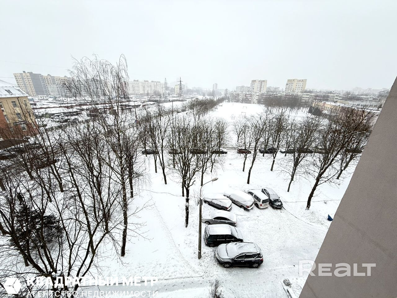 Продается 3-комнатная квартира недалеко от метро Спортивная, ТЦ Скала и двух парков - Więcej