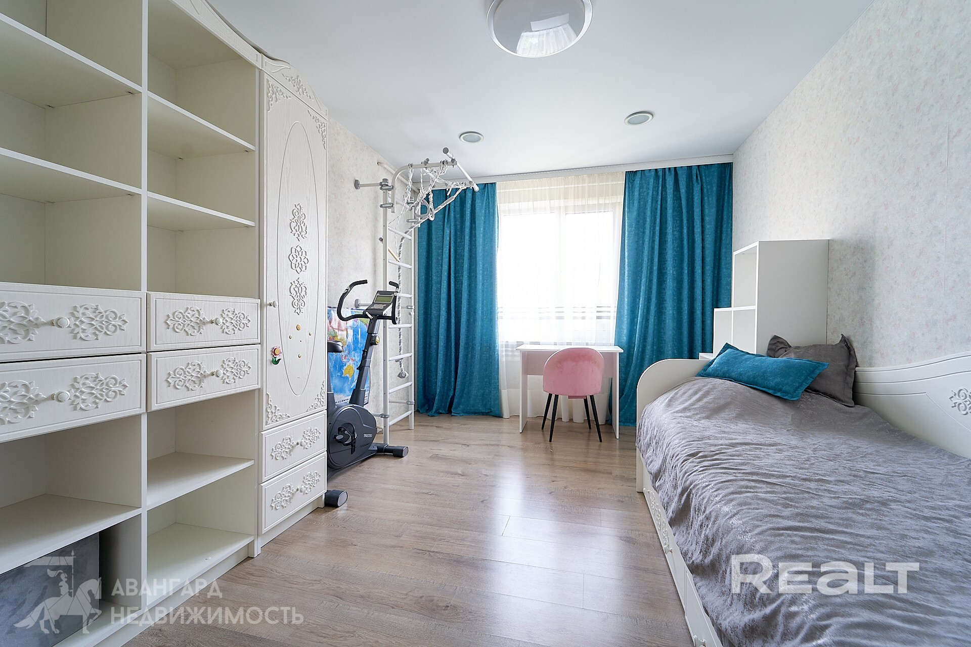 3-комнатная квартира у метро: ул. Могилевская 6, корп. 4 - Więcej