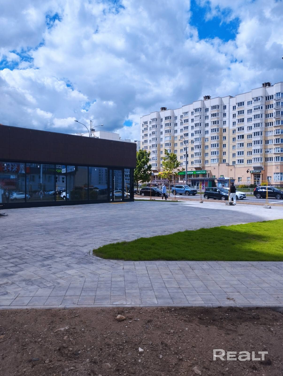 Предлагаем заключить договор на строительство торгового помещения в строящемся доме. Помещения подвального этажа! Срок сдачи - ноябрь 2026 года. Жилая часть введена в эксплуатацию. Строительная готовность торговых помещений - 65%. Объект расположен на оживленном перекрестке улиц Неманская-Налибокская. - Ansicht 3