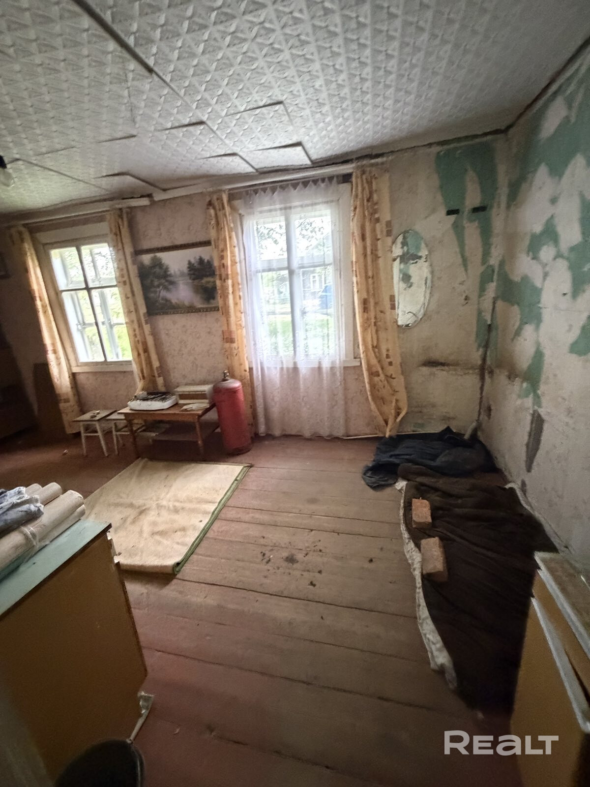 Продается дом в д.Ганусовщина, Несвижский р-н, в 5 минутах от Несвижа. Вода - колонка, электричество в доме, интернет-оптоволокно рядом. - Widok 3