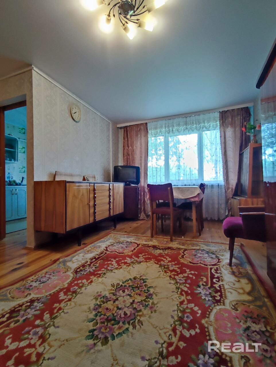 Продаётся 2-комн.квартира на первом высоком этаже по ул. К.Либкнехта, 116. - Vista 3