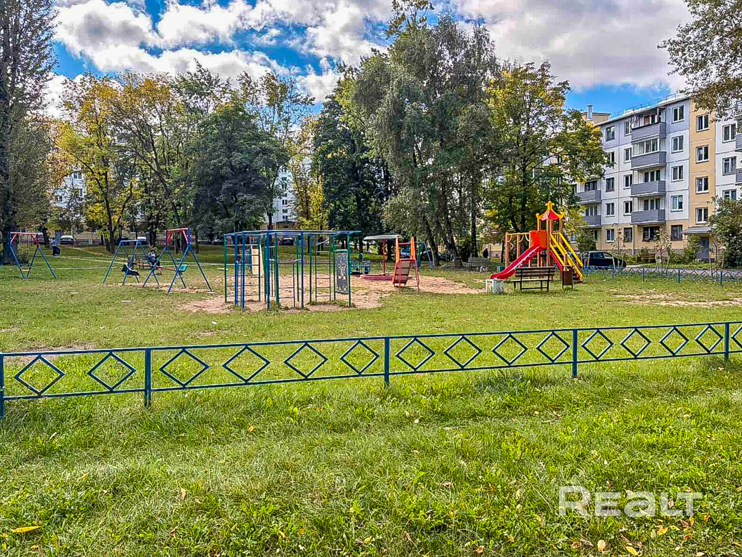 Комната (в 5 комнатной квартире). - изображение №5