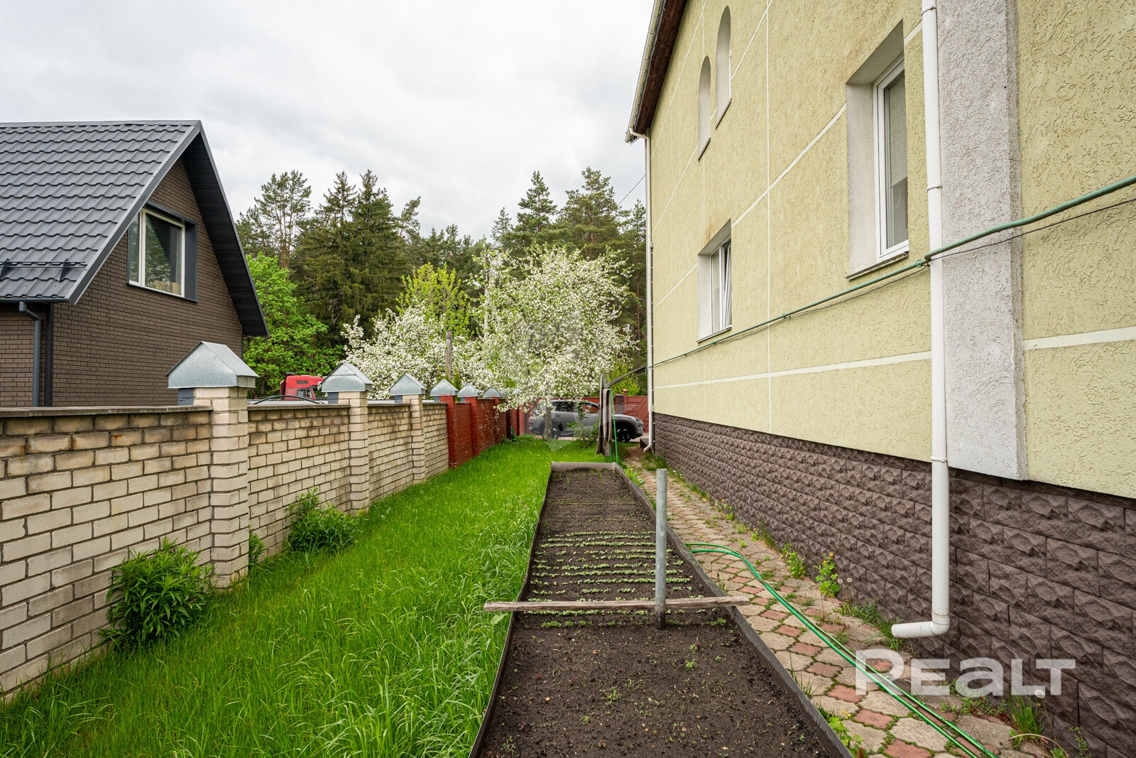 Продается дом для жизни здесь и сейчас в центре аг.Колодищи, 7км от МКАД – pohled 5