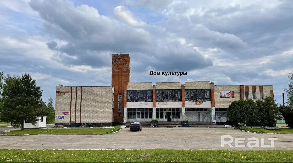 Дом у озера с огромным участком в перспективном агрогородке. - Meer