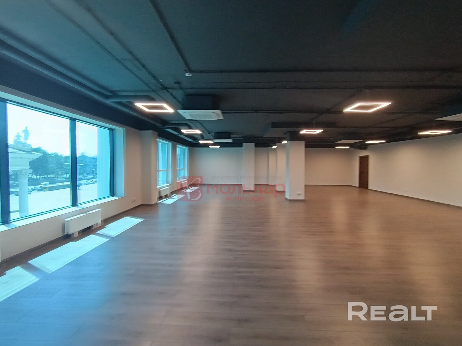 Аренда офиса 184м2 по ул. Интернациональная, 38 БЦ Capital Palace – pohled 5