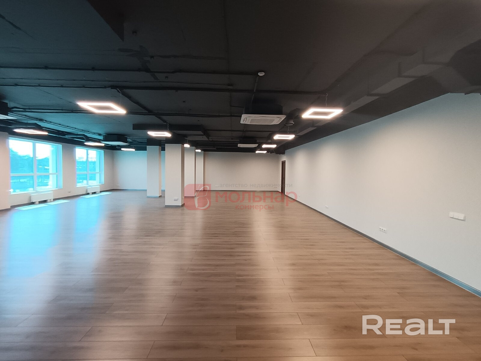 Аренда офиса 184м2 по ул. Интернациональная, 38 БЦ Capital Palace – pohled 6