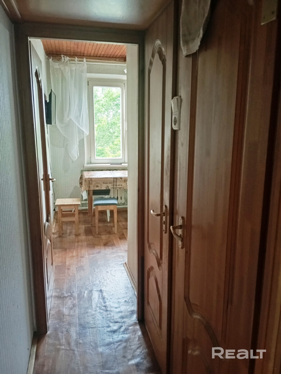 Продается просторная 2-комнатная квартира в микрорайоне Чижовка, по адресу ул.Голодеда 19/1. – pohled 5