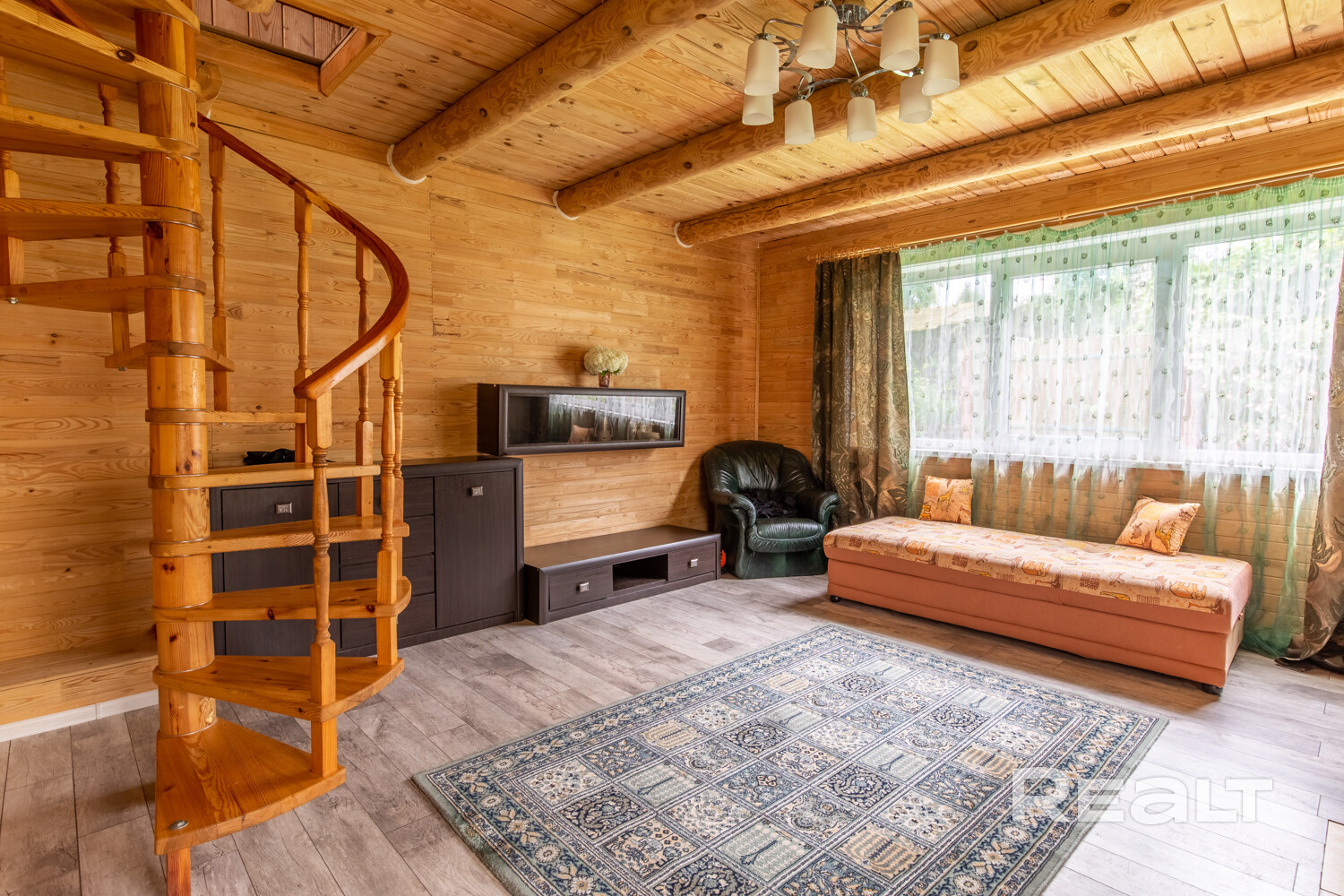 Продаётся компактный, комфортный, двухэтажный садовый дом - Aanzicht 4