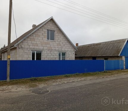 Продается два дома в г.п. Лельчицы, ул. Калиновского, д.5. Имеется гараж, сад, огород !!!ВСЕ ВОПРОСЫ ПО ПОВОДУ ДОМОВ, ЦЕНЫ ТОЛЬКО ПО ТЕЛЕФОНУ!!!