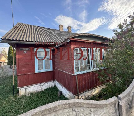 2-комнатная квартира ул. Крайняя д.10