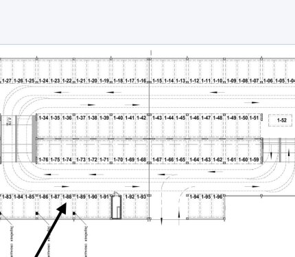 Сдам в аренду машиноместо с электрозарядкой на длительный срок. Место расположено на первом ярусе в средине паркинга