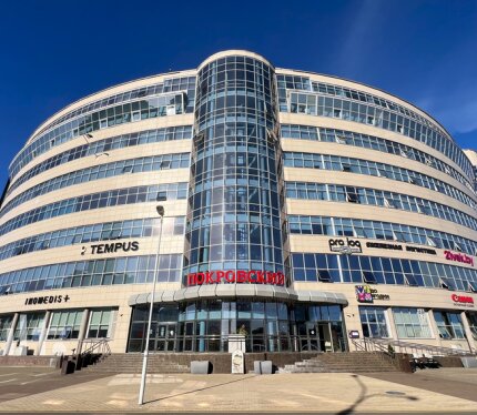 Продажа офиса на Победителей 100 (с НДС)