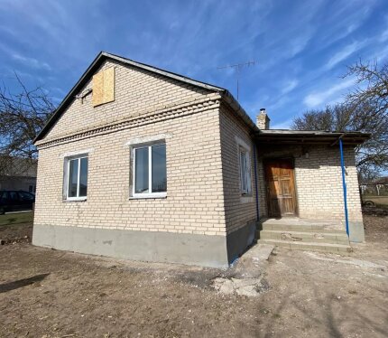 Купить кирпичный дом в центре города Кореличи ул Купалы