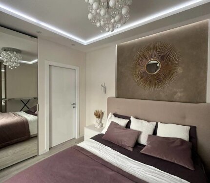 Грибоедова 1, двухкомнатная квартира