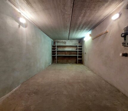 Сдается кирпичный гараж в гаражном кооперативе "Строитель-1" (улица Тимирязева, 89)