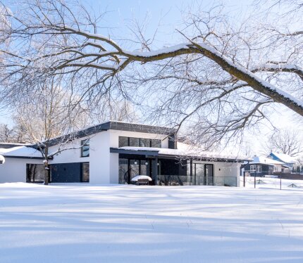 Стильный дом с видом, который не надоест