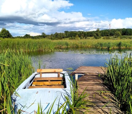 Усадьба "на Вильчанке", 5 км от г. Могилёва. У нас можно отдохнуть, провести выходные, отметить день рождения, юбилей, корпоратив и любые значимые для вас события! Баня: - 90р. Вариант -"мини отпуск" На 3 суток включено: баня 1 раз, лодка за: 4 чел - 700р. 5 чел - 750р. 6 чел - 800р. 7 чел - 850р. 8 чел - 900р. На 5 суток включено: баня 2 раза, лодка за: 4 чел - 1000р. 5 чел - 1100р. 6 чел - 1200р. 7 чел - 1300р. 8 чел - 1400р. Полный и подробный прайс отправляем запросу.