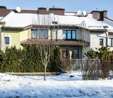 Аренда 3-этажного таунхауса, Адама Шемеша 18