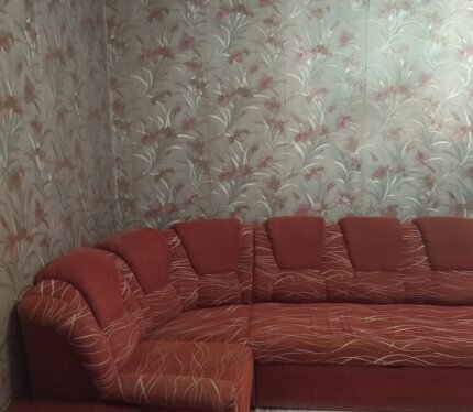 Продается четырехкомнатная квартира, пр-т Победы.