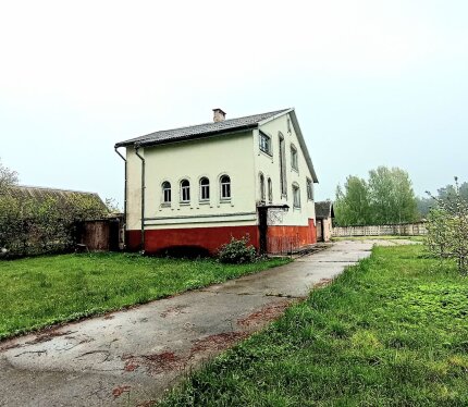 Продаётся двухэтажный коттедж в микрорайоне Боровуха-1.