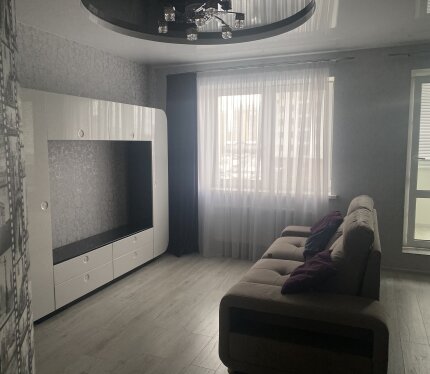 Жилье в хорошем микрорайоне на Победителей–всё что нужно!