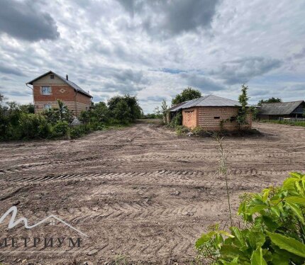 25 соток около сельисполкома, рыбные места, аг Шацк, ул. Центральная, д. 36