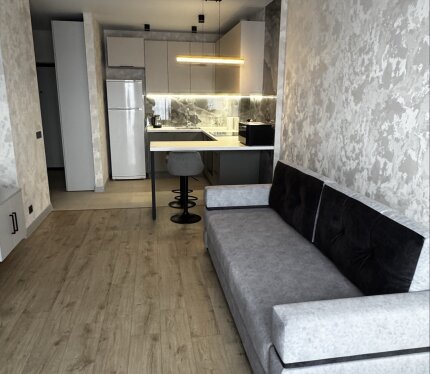 Квартира с новым дизайнерским ремонтом