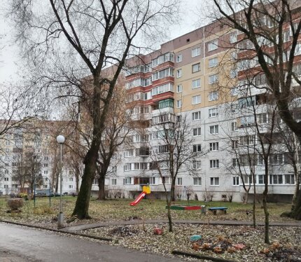 Двухкомнатная квартира по пр-т Черняховского.