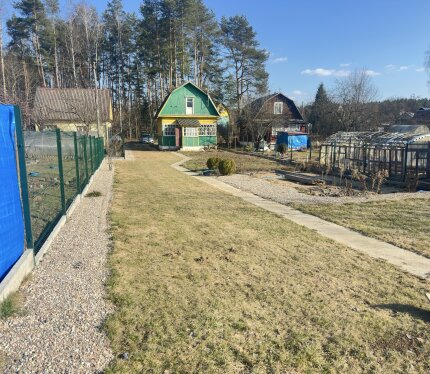 Сдам в аренду дачный домик. д. Юхновка, с/т Зорное. За подробностями звоните по телефону 