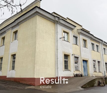Продажа отдельно стоящего 2-этажного здания площадью 2812,2 м2 в центральной части города на отдельном участке для вашего бизнеса или инвестиций.