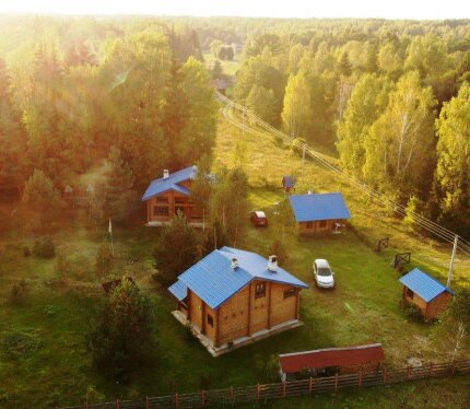 3 дома (агроусадьба) в Налибокской пуще (всего в часе-полутора езды от Минска)!