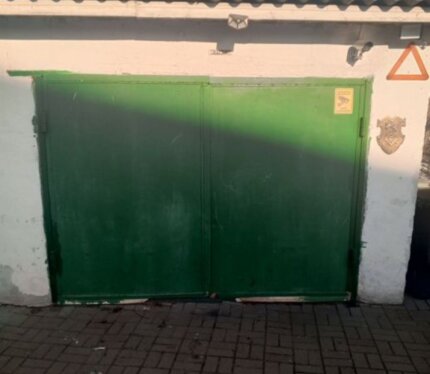 сдаю гараж на длительный срок, под хранение автомобиля или склад.