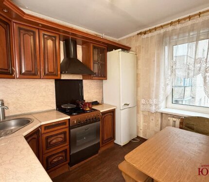 Продается 3х комнатная квартира на 4 этаже в кирпичном доме