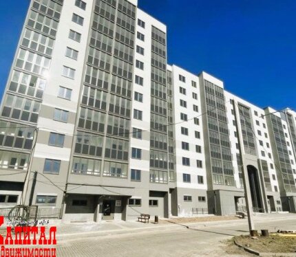 Готовы переезжать? В продаже однокомнатная квартира-студия в новостройке. Общая площадь квартиры по СНБ 29,8 кв.м. Площадь жилой комнаты 22.9 м2 . Кухонная зона с выходом на лоджию. Лоджия с остеклением . Окна квартиры выходят в тихий двор с парковкой. Просторный совмещённый санузел. Квартира новая, без отделки. Установлены приборы учёта воды и электроэнергии.