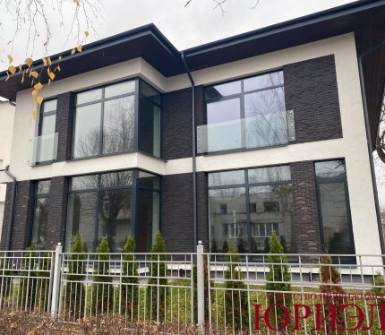 Лот. 70425 Жилой дом, мкр. Центр