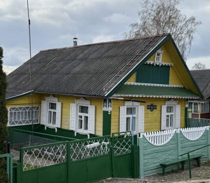 Продается уютный дом в живописном месте в а.г.Озеро!