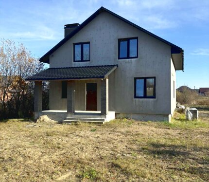 Жилой дом 2024 года постройки под чистовую отделку в  деревне Велюнь.