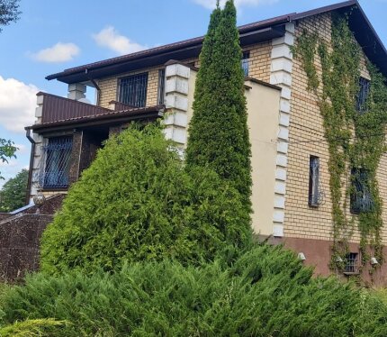 Река. Лес. Коттедж. Продаем сразу 4 участка! - 1 Гектар земли.