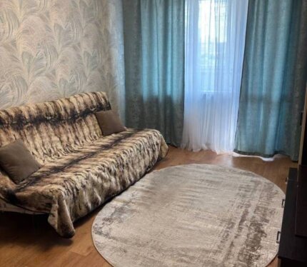 Сдается 2-х комнатная квартира, всё есть для проживания, в шаговой доступности метро Малиновка и Парк Павлова